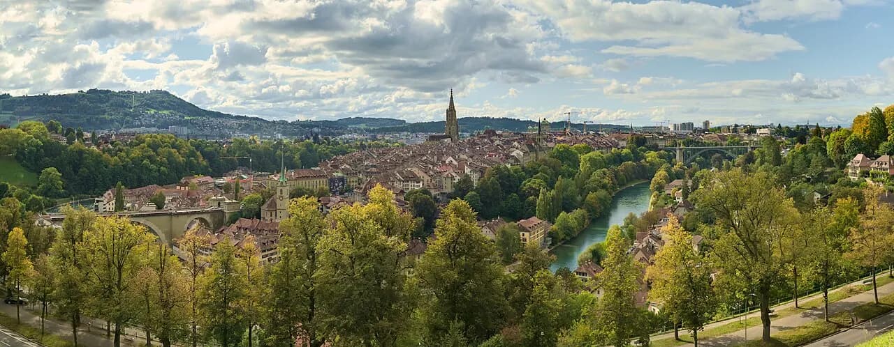 Köniz, canton de Berne — Bern Panorama von Rosengarten 20211007